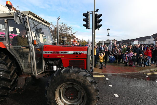 South East Hampshire Young Farmers raising money for the RNLI on their tractor run, in Wickham Square
Picture: Chris Moorhouse (jpns 211023-24)