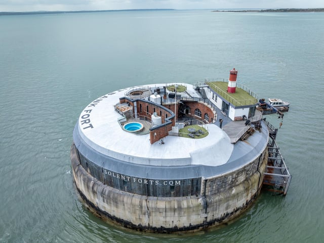 Solent forts, No Man’s Fort and Spitbank Fort are set to make waves at Savills 18th June auction with a guide price of £1 million each, marking the most accessible value these iconic maritime structures have been offered on the open market in recent years.