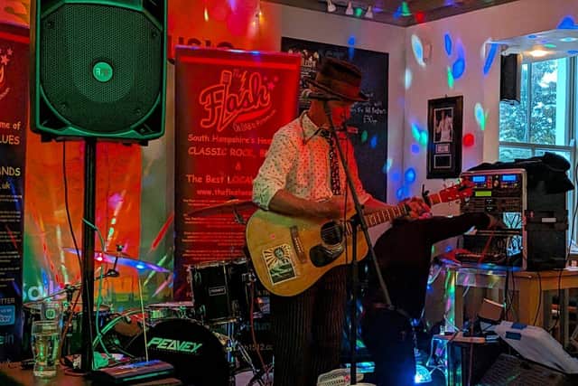 Mark Handley at the Jolly Sailor, Southsea