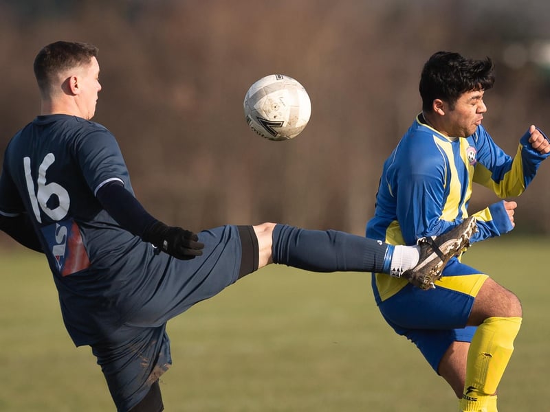 ACFC (yellow & blue) v Havant Town. Picture: Keith Woodland