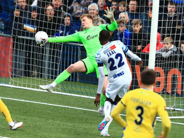 Mo Faal makes it 2-2. Picture by Dave Haines