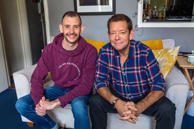 Kidney donor Gareth Hoole (37) and recipient Jeremy Penny (51). Picture: Mike Cooter (291021)