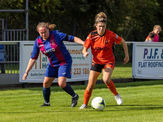 USP's Danielle Ransley and Portchester's Shannon Woods. Picture: Mike Cooter