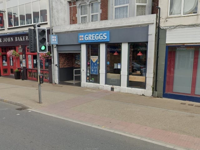 This Greggs is located in London Road in Portsmouth and it has a Google rating of 3.9 with 150 reviews.