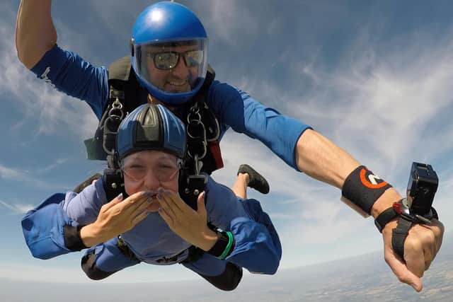 Sian Reeds' skydive