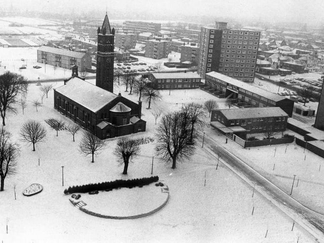 Gosport town centre covered in deep snow in January 1982
