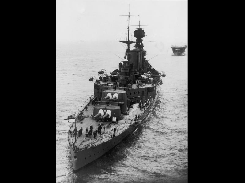 1941:  The British battle cruiser HMS Hood, which was sunk by the Bismarck on the 24th May 1941.  (Photo by Keystone/Getty Images)