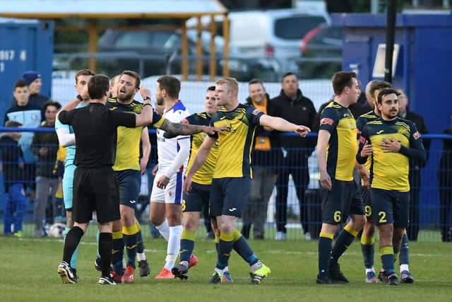 Moneyfields protest after Callum Glen was sent off in the first half

Picture: Neil Marshall