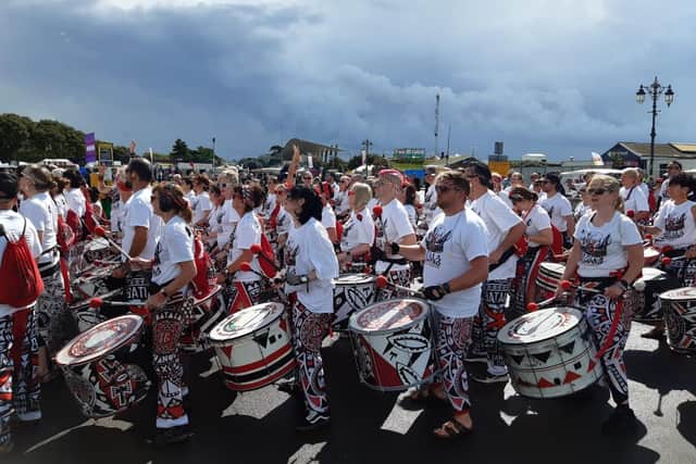 Hundreds of samba drummers from the Batala encontro arrive on Southsea Common for Victorious Festival 2023
