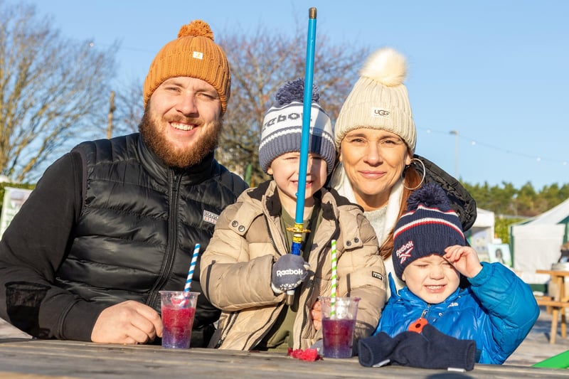 19 wonderful pictures of Emsworth Christmas Festival as Santa greets