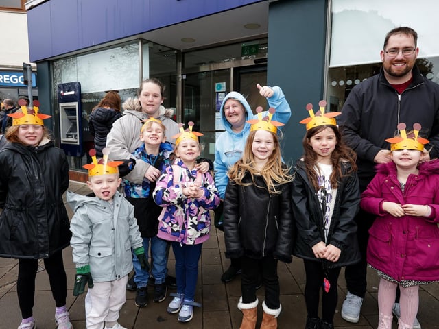 Children and parents in the queue at the opening of Toys R Us in WHSmith, West Street, Fareham Picture: Chris  Moorhouse (231124-05)