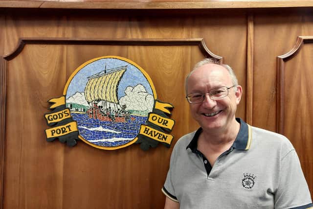 Cllr Stephen Philpott is the new leader of the Gosport Conservatives after Graham Burgess stepped down.