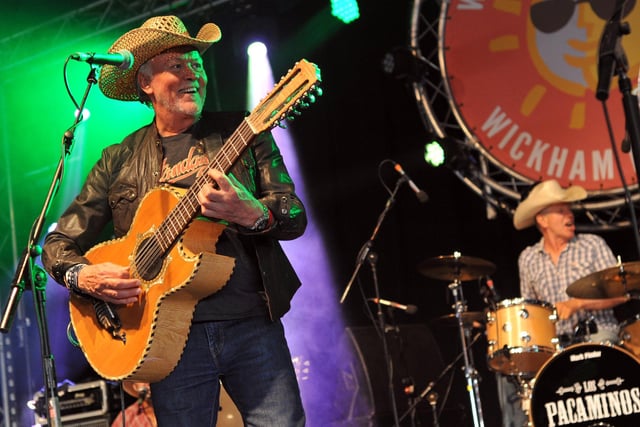 Paul Young appearing with his band Los Pacaminos on Thursday