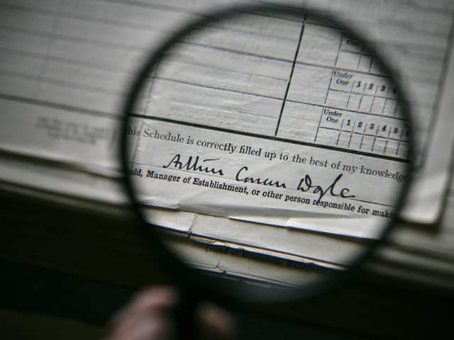 The 1921 Census shows many notable figures including Sir Arthur Conan Doyle.