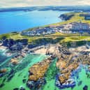 The Headland is an iconic clifftop oasis overlooking Newquay’s world-famous Fistral beach.
