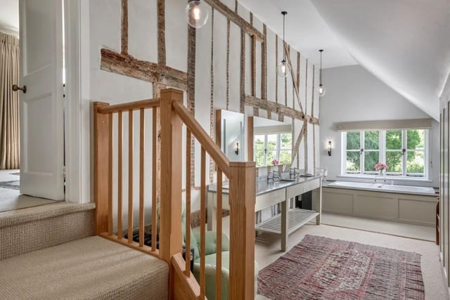 This home is perfect for a big family and is a beautiful setting.