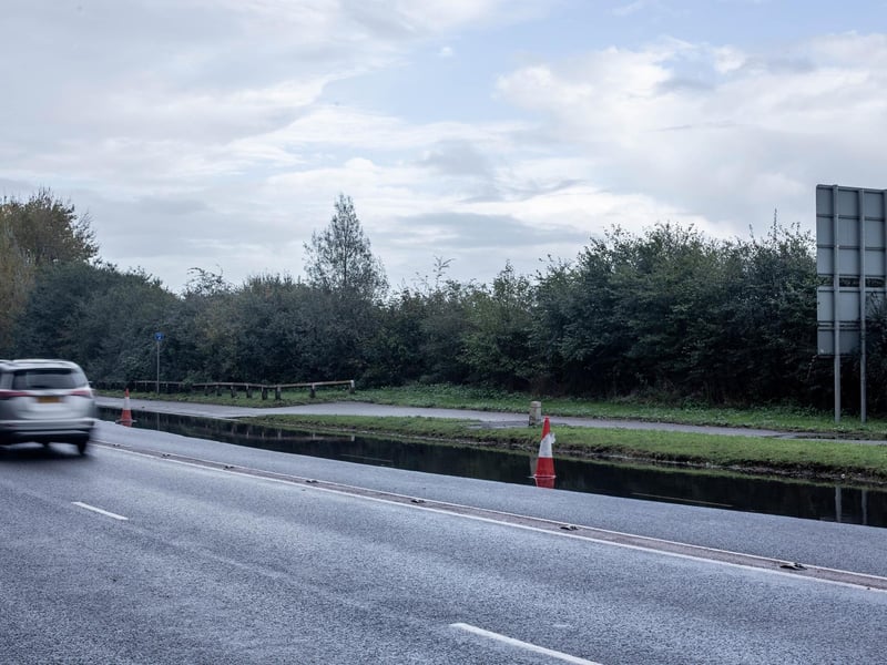 Pictured: Flooding in Eastern Road, Portsmouth.
Picture: Habibur Rahman
