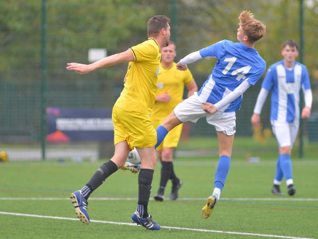 Harvest (yellow) v Overton. Picture by Martyn White