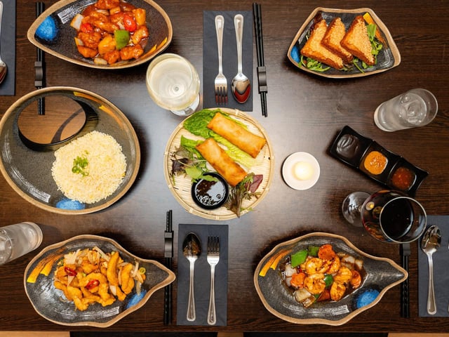 L.A Orient in West Street, Fareham has a rating of 4.5 out of 5 based on 259 TripAdvisor reviews.