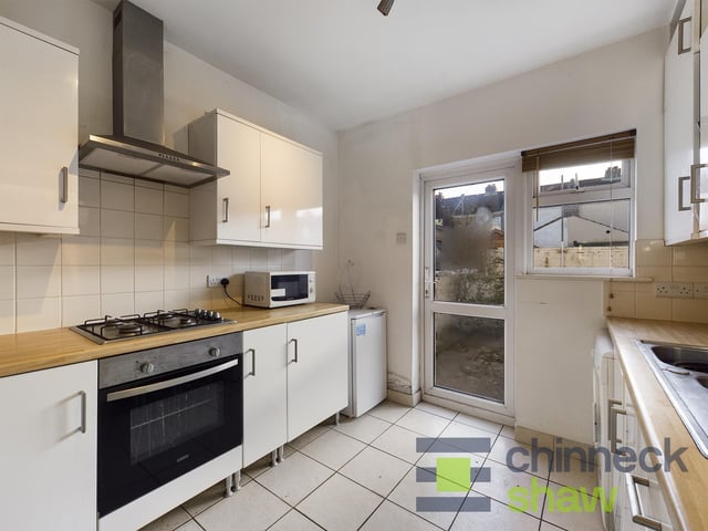 Essex Road, Southsea, Hampshire, PO4, £260,00