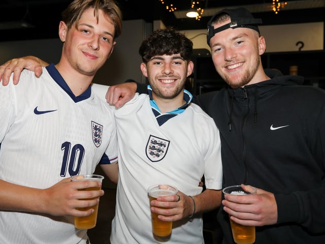 Fans watch Netherlands v England, UEFA Euros 2024 semi-final played in Dortmund, at Village Hotel, Lakeshore Drive, Cosham
Picture: Chris Moorhouse (100724-032)