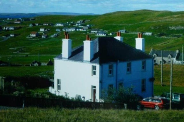 This spacious family home, found on the island of Whalsay, offers three large reception rooms, four bedrooms and a large garden. It offers views over the surrounding countryside to the sea and the island of Linga in the distance. On the market for 195,000 GBP.