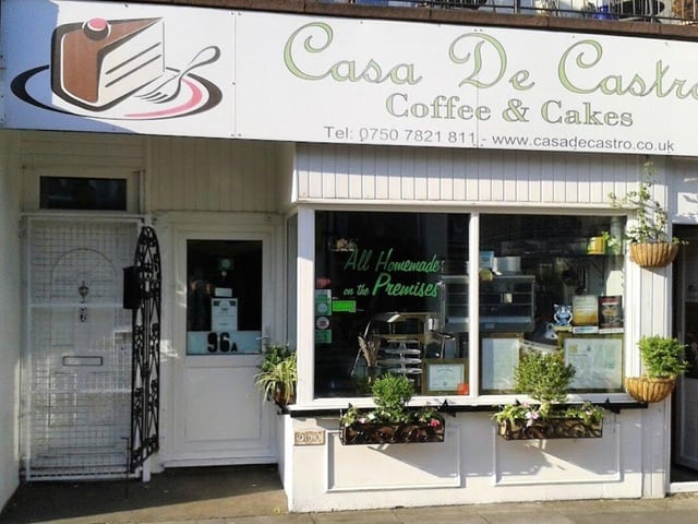 Casa De Castro has been rated 4.8 on google with 146 reviews.