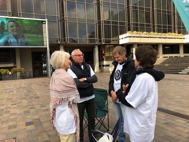 Judith Carnt, Steve Chafer, Mark Hoddinott, Laura Nera