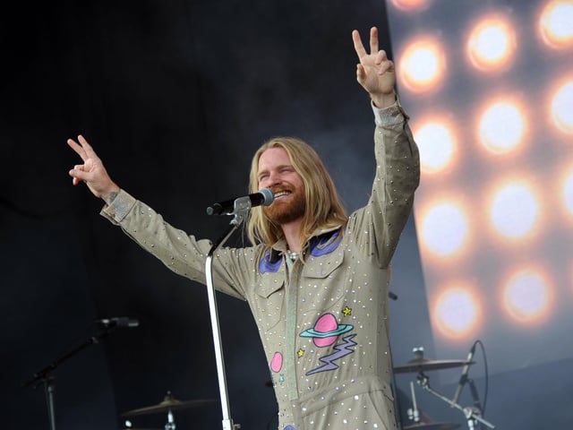 Eurovision superstar Sam Ryder received huge love from the crowd with his showmanship.