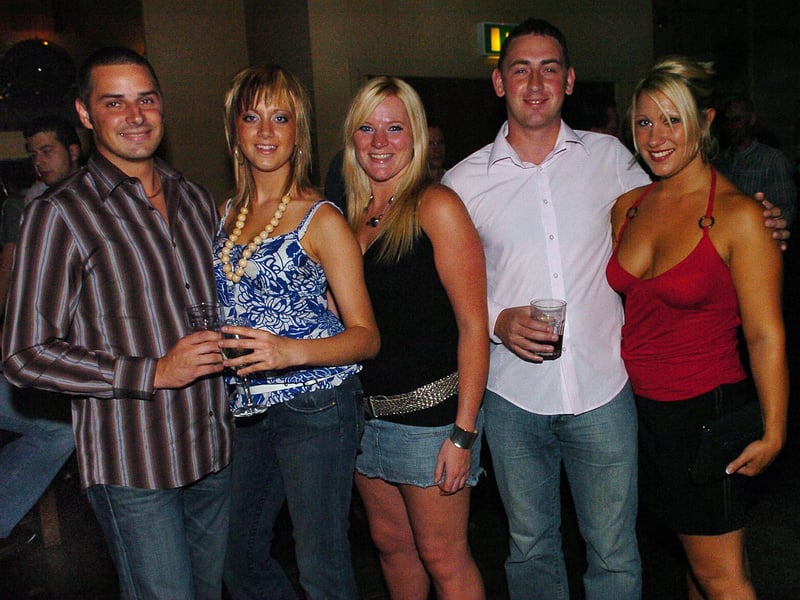 This is what a night out at Tiger Tiger in Gunwharf Quays looked like in the 00s.