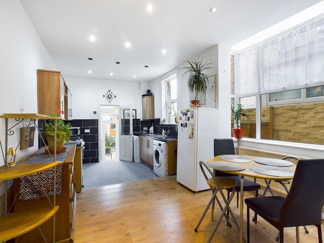Burleigh Road, Portsmouth. £253,000 Three bedroom with a garage and no forward chain.