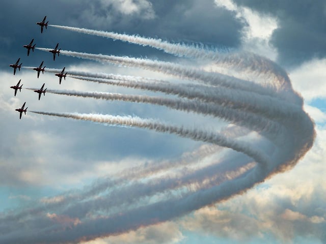 Red Arrows. Portsmouth's Armed Forces Day, Southsea CommonPicture: Chris  Moorhouse (080624-52)