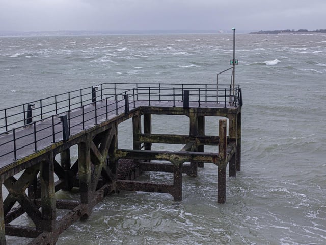 Strong winds in Portsmouth on Wednesday 27 December 2023

Pictured: View from Old Portsmouth 

Picture: Habibur Rahman