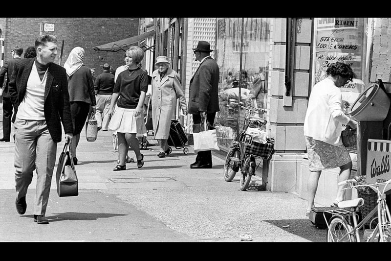 Street scenes at Havant taken April 1971. Picture: The News 4671-3