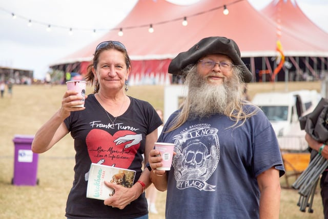 Cheers! Jo and Chris Freeman. Picture: Habibur Rahman