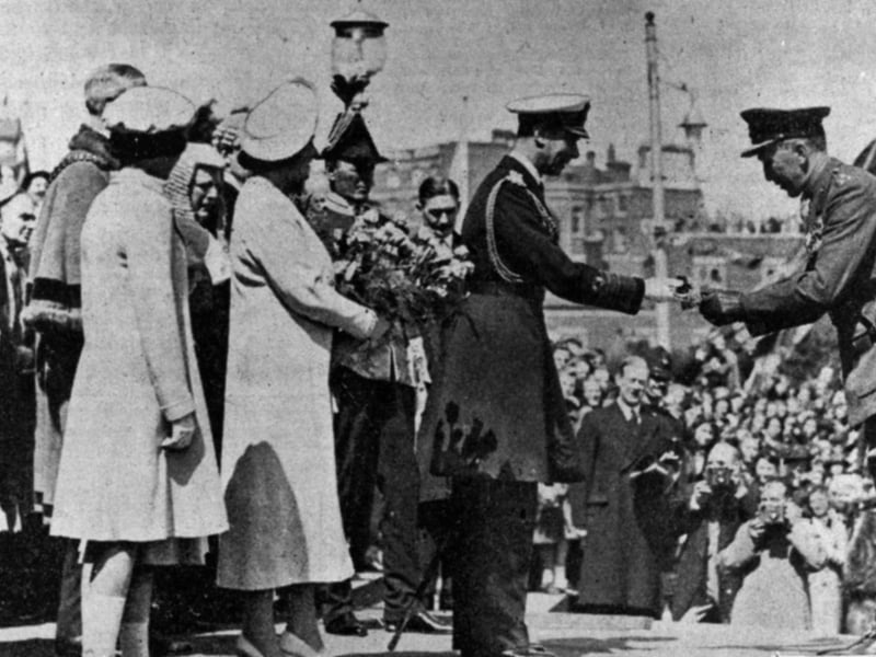 King George VI receives the keys of the fortress of Portsmouth, 1939. The News PP5380
