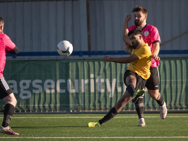 Freehouse (pink) v FFTP. Picture by Keith Woodland