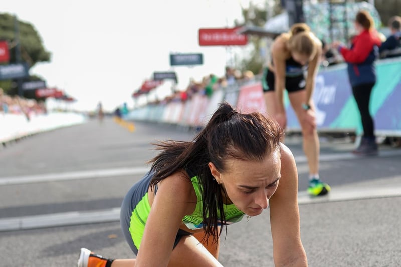 Pictured - Elite womens winner Lily Partridge feeling the burn as she comes home to win the Great South Run Womens Elite Race
Photos by Alex Shute