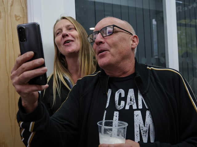 Karen Hall and Trevor Sharpe singalong to The Ukes of Hazard at the HTC Christmas Fayre 2024. Picture: Chris Moorhouse (161124-60)