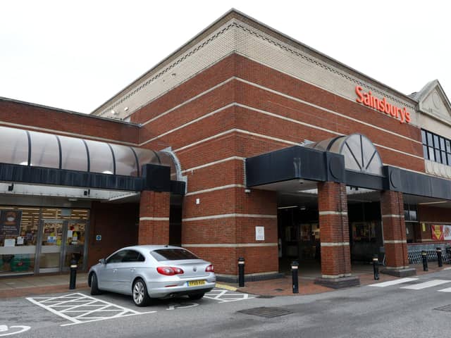 Portsmouth Sainsbury's, Commercial Rd
Picture: Chris Moorhouse      (161220-60)