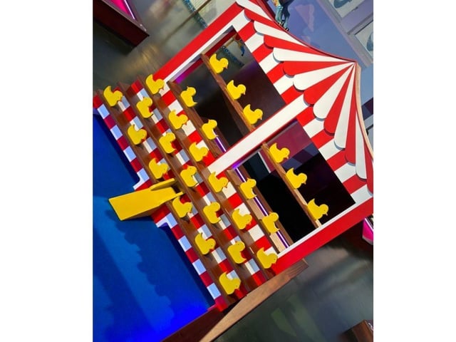 Clarence Pier has officially opened a brand new indoor crazy golf course and it has a range of fun photo opportunities.