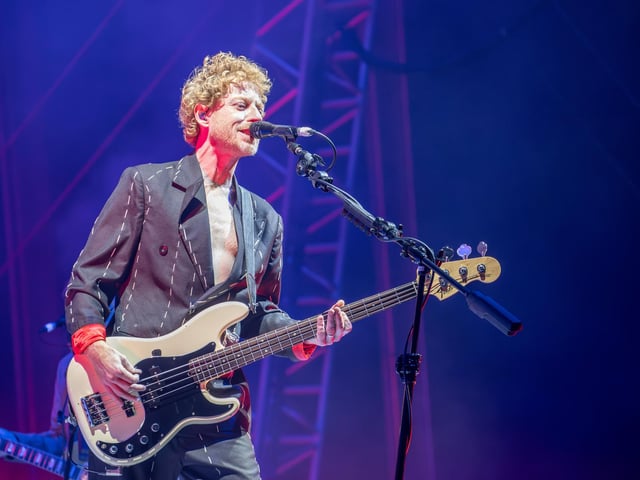 Pictured - Biffy ClyroPhotos by Alex Shute