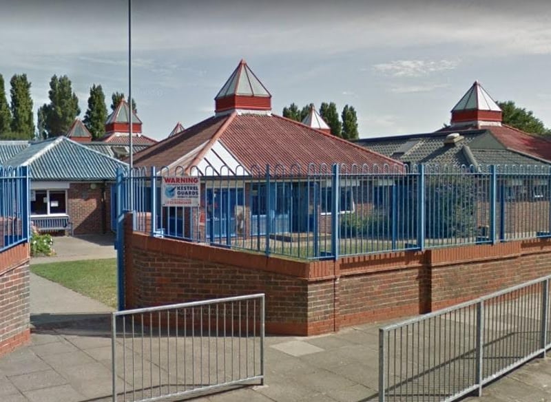 This primary school in Tipner Road has a 5 star rating on Google Reviews.