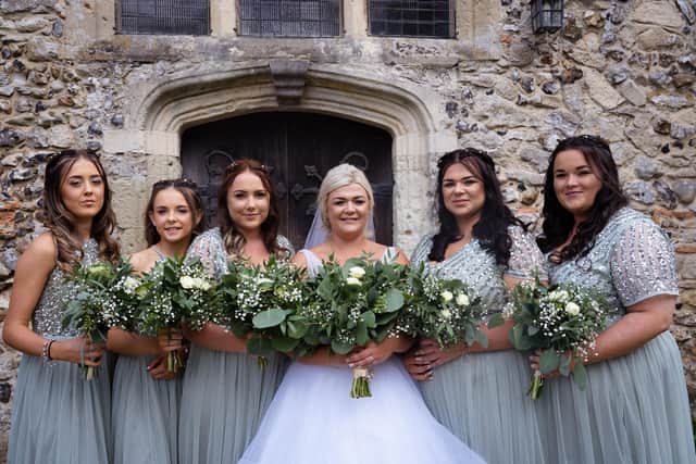 Taylor Stedman with bridesmaids.
Picture: Carla Mortimer Wedding Photography