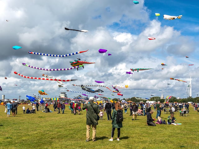 The packed skyline above the Portsmouth Kite Festival. Picture: Mike Cooter (070821)