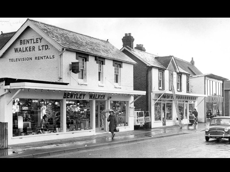 Elm Grove, Hayling Island December 1971. The News PP618