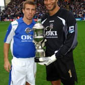 David James receives his News readers player of the year award from Gary O'Neil. PICTURE:STEVE REID(071953-128)