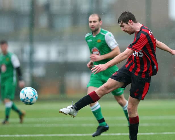 Rowner's Nick Scanson goes for goal in their win over Carberry. Picture: Chris Moorhouse (jpns 080122-36)