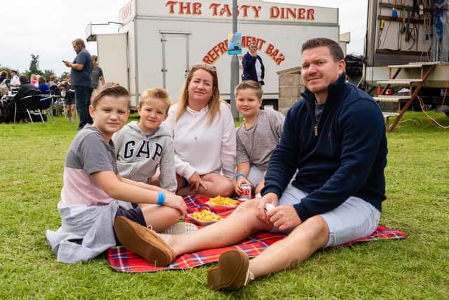 Katrina Othen, Gary Othen and family Picture: Matthew Clark