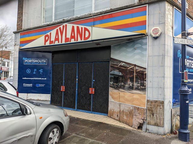 Playlands Amusements is a disused unit on the corner bewteen Commercial Road and Lake Road. Various new uses have been suggested for the building including a city council drop-in centre as part of the City Centre North regeneration scheme.